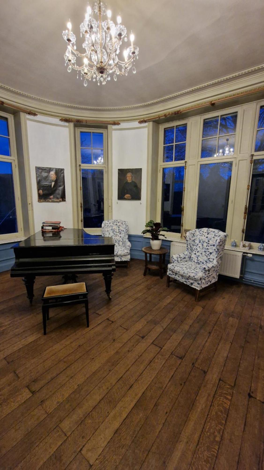 Вилла Le Petit Chateau De Blier Erezee Экстерьер фото